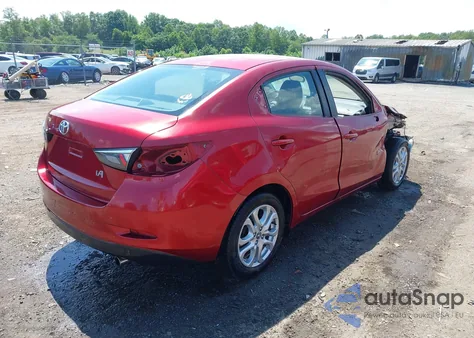 2018 Toyota Yaris Ia z USA, uszkodzony, nr VIN 3MYDLBYV9JY319927